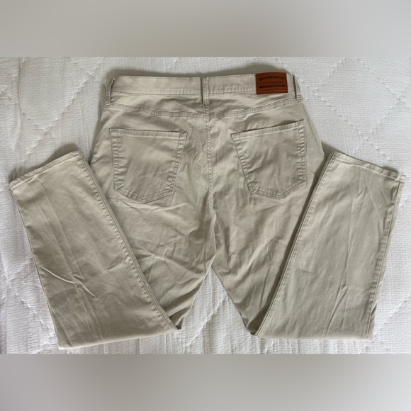 Lucky Brand 410 Athletic Straight Khaki Pants Men’s 38x30 Stretch Beige - Picture 5 of 14